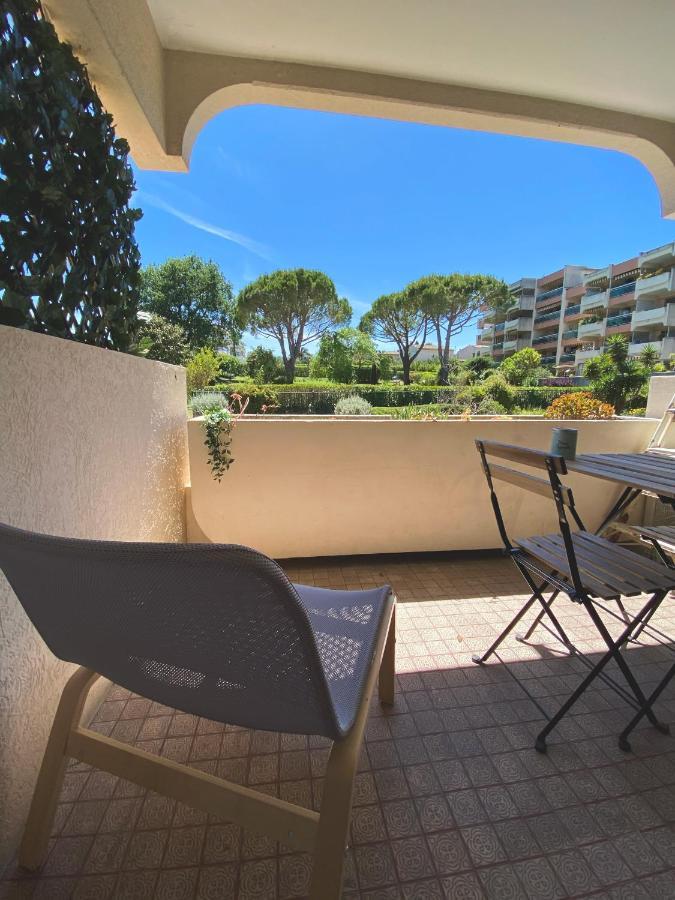 Superbe studio avec piscine - Antibes Extérieur photo
