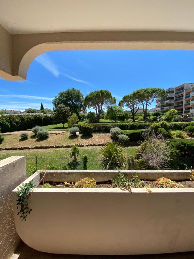 Superbe studio avec piscine - Antibes Extérieur photo